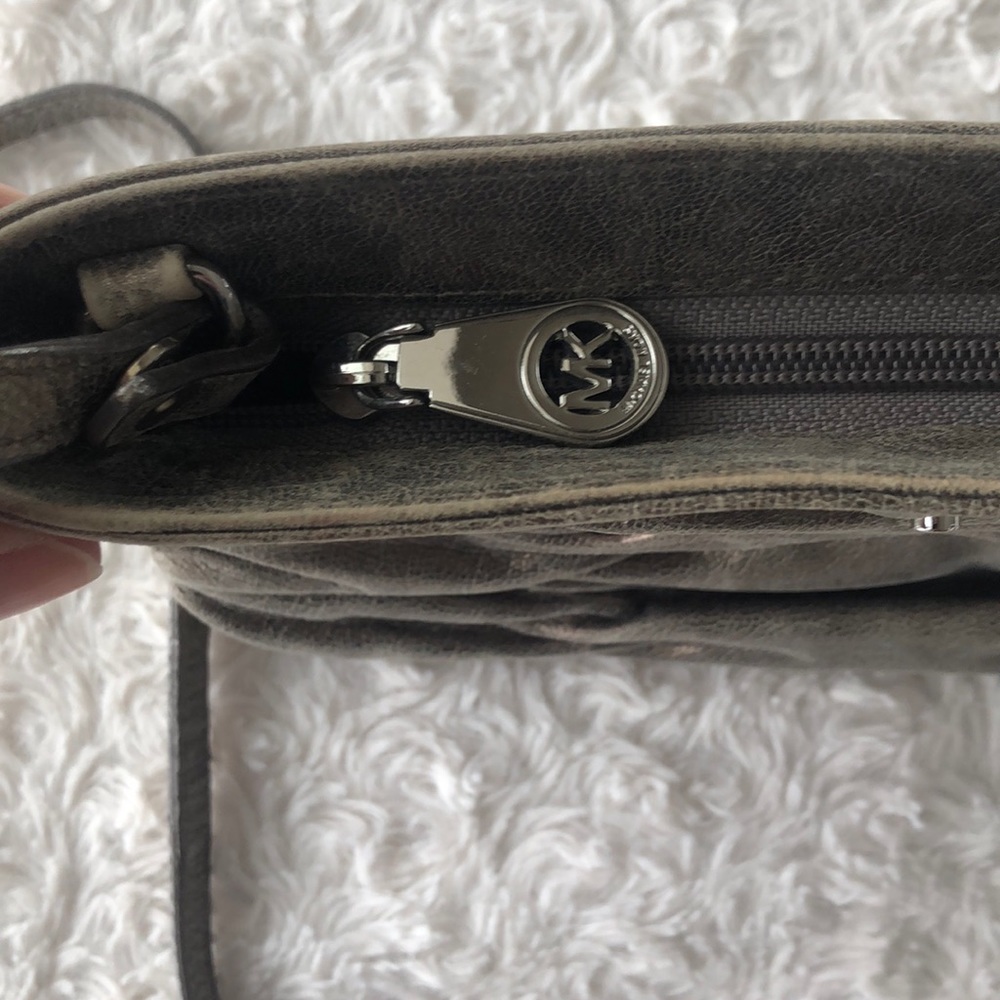 💯Michael Kors Bag - Picture 7 of 9